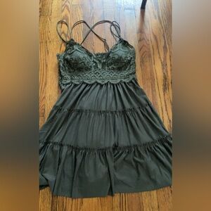 Viral dark green dress